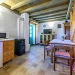 Apartamento Kuca Za Odmor Perin Dvor *