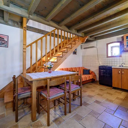 Kuca Za Odmor Perin Dvor